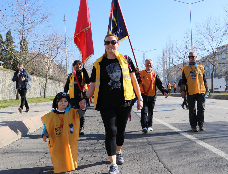 Tekirdağ'dan Çanakkale'ye 57'nci Alay yürüyüşü başladı