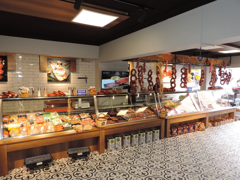 Lezzetin Adresi Dinçer Et Ürünleri Steak House & Kasap Süleymanpaşa’da Açıldı