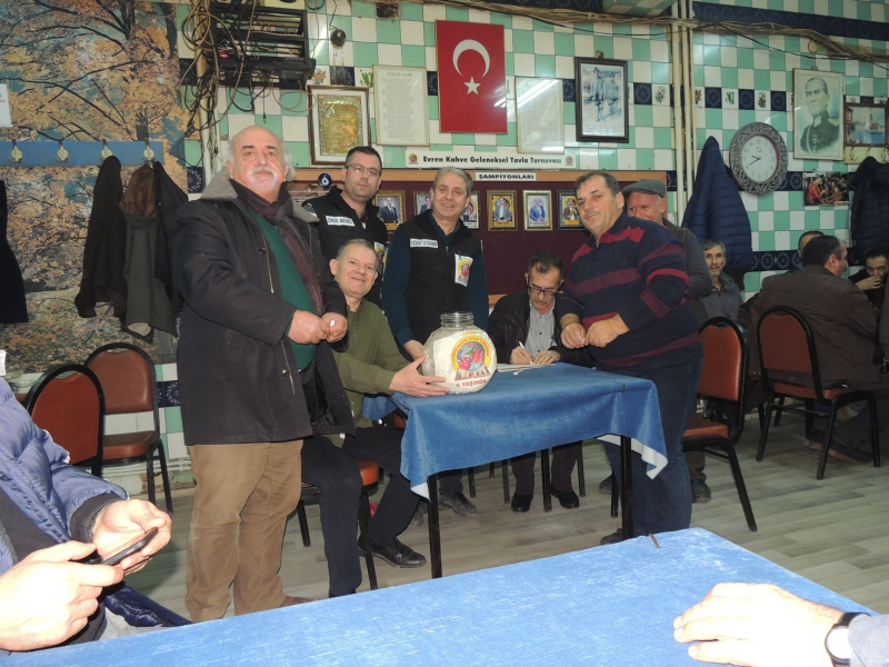 Evren Kahve 12. Geleneksel Tavla Turnuvasına Büyük İlgi!