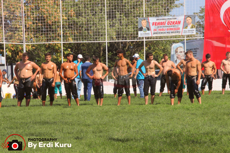 24. Geleneksel Malkara Fehmi Özkan Yağlı Güreşleri Baş Pehlivanı “ALİ GÜRBÜZ” Oldu