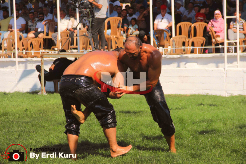 24. Geleneksel Malkara Fehmi Özkan Yağlı Güreşleri Baş Pehlivanı “ALİ GÜRBÜZ” Oldu