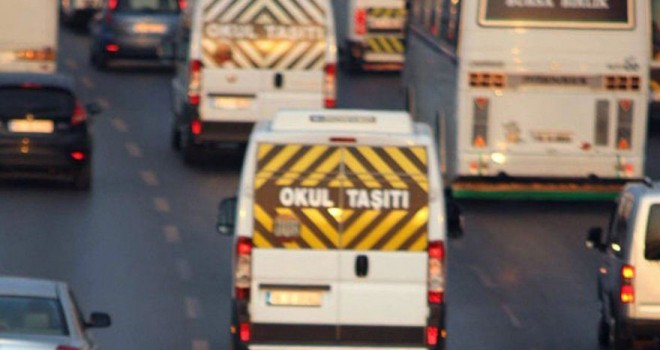 Okul servisinde taciz skandalı