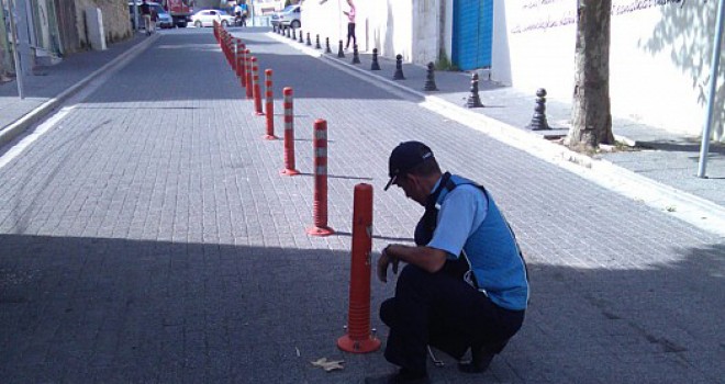 Şerit Ayırıcılar Yenileniyor