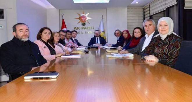AK Parti’de 6 İl Başkan Yardımcısı Değişti