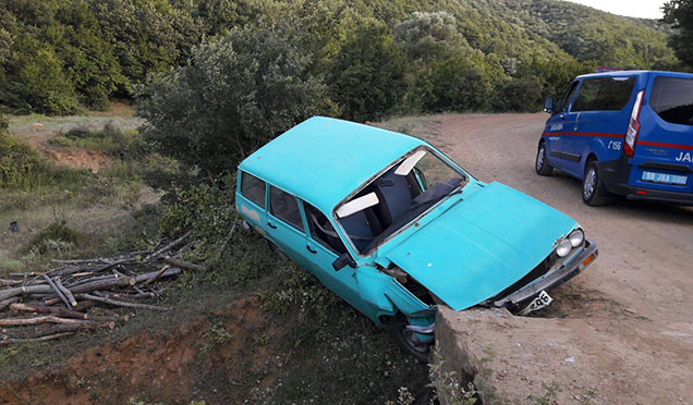 GAZİ GÖLETİNDE KAZA: 3 YARALI