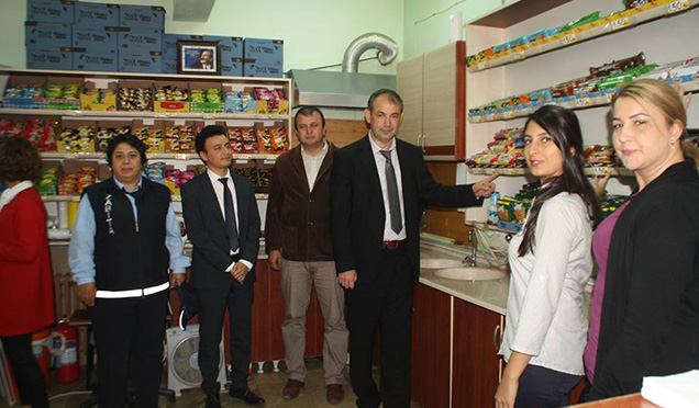 Okul kantinleri ile çevrelerindeki bakkallar denetlendi