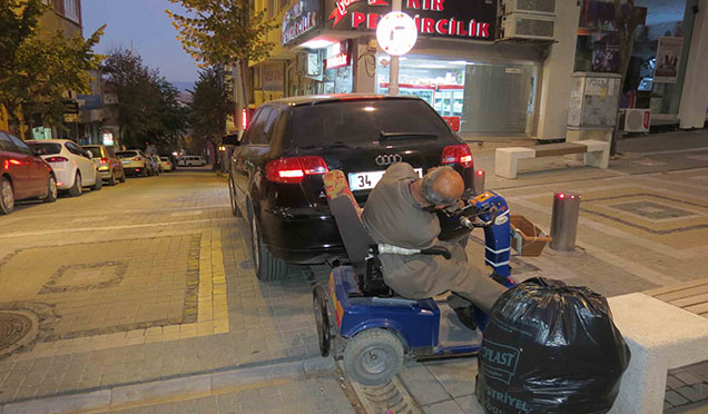 Engelliye Geçit Yok!