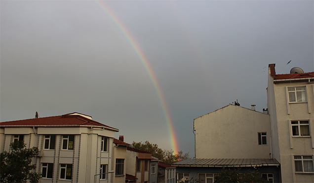 Yağmurdan Sonra Gökkuşağı Büyüledi