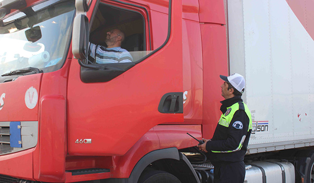 Bölge Trafik Ekiplerinden Yol Uygulaması