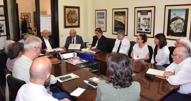 Tekirdağ'ın Tarihi Yapıları için Üretilen Koruma Projeleri Konulu Değerlendirme Toplantısı Düzenlendi