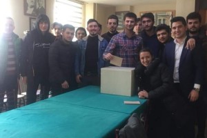 CHP Gençlik Kolları Başkanı Aykut Akkaya Güven Tazeledi