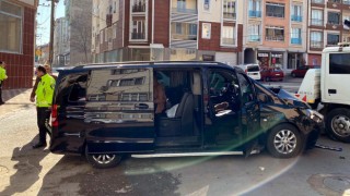 AK Parti Milletvekili Koncagül, kazada hafif yaralandı