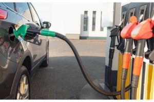 Benzinde zam beklentisi