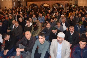 Camilerde, 'tokalaşmaya ara verin' hutbesi