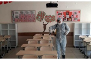 Şarköy'de okullar ve camiler bulaşıcı hastalıkları karşı ilaçlandı