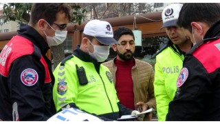 "Durakta bekliyorlardı, dayanamadım aldım" dedi, 789 lira ceza yedi