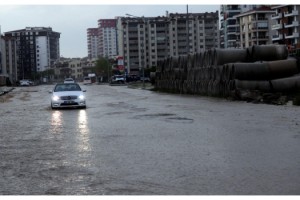 Edirne'de sağanak etkili oldu
