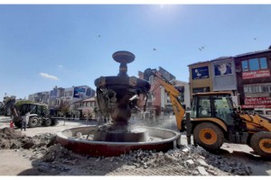 Edirne'nin simgelerinden 'Sevda Çeşmesi' belediye tarafından yıkıldı