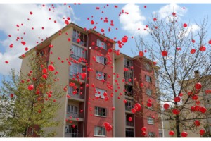 Keşan'da 2 bin 323 balon, gökyüzüne bırakıldı