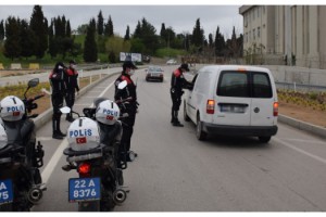 Koronavirüs tedbirlerine uymayan 74 kişiye 131 bin lira ceza