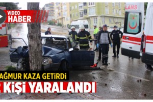 Malkara’da Otomobil Ağaca Çarptı; 2 Yaralı