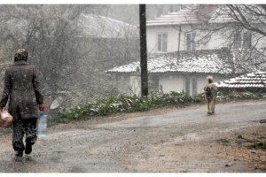 Nisan Ayında Kırklareli'ye Kar Yağdı