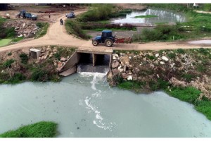 Teke Deresi, kirlilikten beyaz akıyor