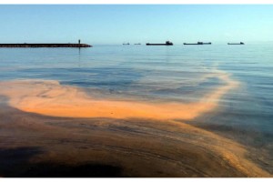 Tekirdağ sahilleri turuncu renge büründü