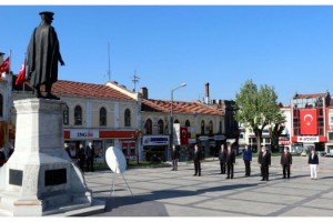 Trakya'da 23 Nisan sosyal mesafeli kutlandı