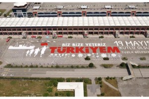 19 Mayıs’ta gençlerden rekor; Dünyanın en büyük resmini çizdiler