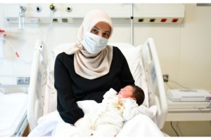 Başakşehir Çam ve Sakura Şehir Hastanesi'nde ilk bebek dünyaya geldi