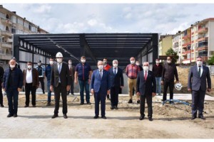 Büyükşehir Belediyesinin İlçelerdeki Çalışmaları Hız Kesmeden Devam Ediyor