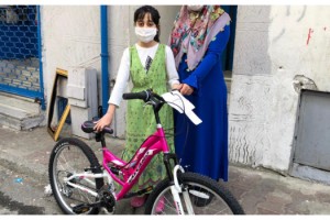 Cumhurbaşkanı Erdoğan'ın hediye ettiği bisikletlere kavuştular