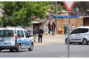 Polisin aradığı şüpheli, pompalı tüfekli saldırıda yaralandı