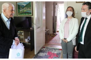 Tekirdağ’da kimsesiz ve hasta vatandaşlara bayram ziyareti