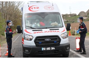 Toplu cenaze namazı kılınan köyde koronavirüse yakalanan sayısı 60'a yükseldi