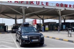 Gurbetçiler, koronavirüs tedbirleriyle Kapıkule'den giriş yapıyor