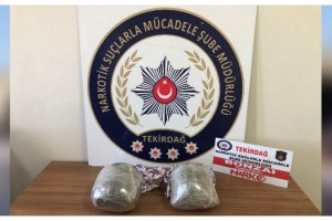 Hediye paketinden uyuşturucu çıktı