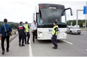Jandarma tarafından İstanbul girişinde denetim yapıldı