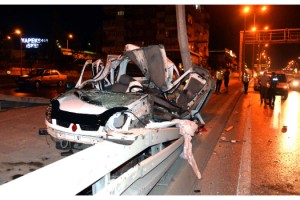 Avcılar'da feci kaza; 1 ölü