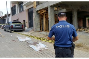 Edirne'de çalıştığı inşaatın 2'nci katından düşen işçi öldü