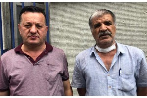 Parkta bulduğu içinde 4 bin TL olan cüzdanı polise teslim etti