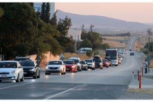 Tatilcilerin dönüş yolcuğu başladı