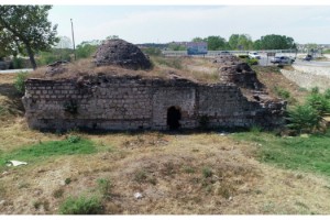 Uyuşturucu bağımlılarının mekanı haline gelen 6 asırlık hamama restorasyon
