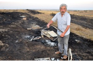 Arı kovanlarımı kasıtlı yaktılar