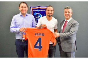 Medipol Başakşehir, Rafael ile 2+1 yıllık sözleşme imzaladı