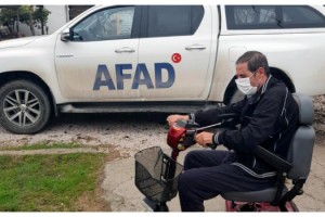 Edirne'de AFAD'dan engelli Akgön'e elektrikli araç