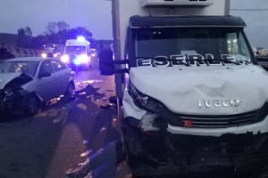 Keşan'da zincirleme trafik kazası: 2 yaralı