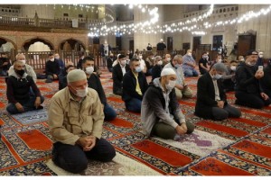Selimiye Camii’nde Mevlit Kandili coşkusu