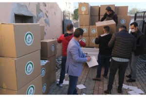 Edirne Belediyesinden depremzedelere yardım kolisi